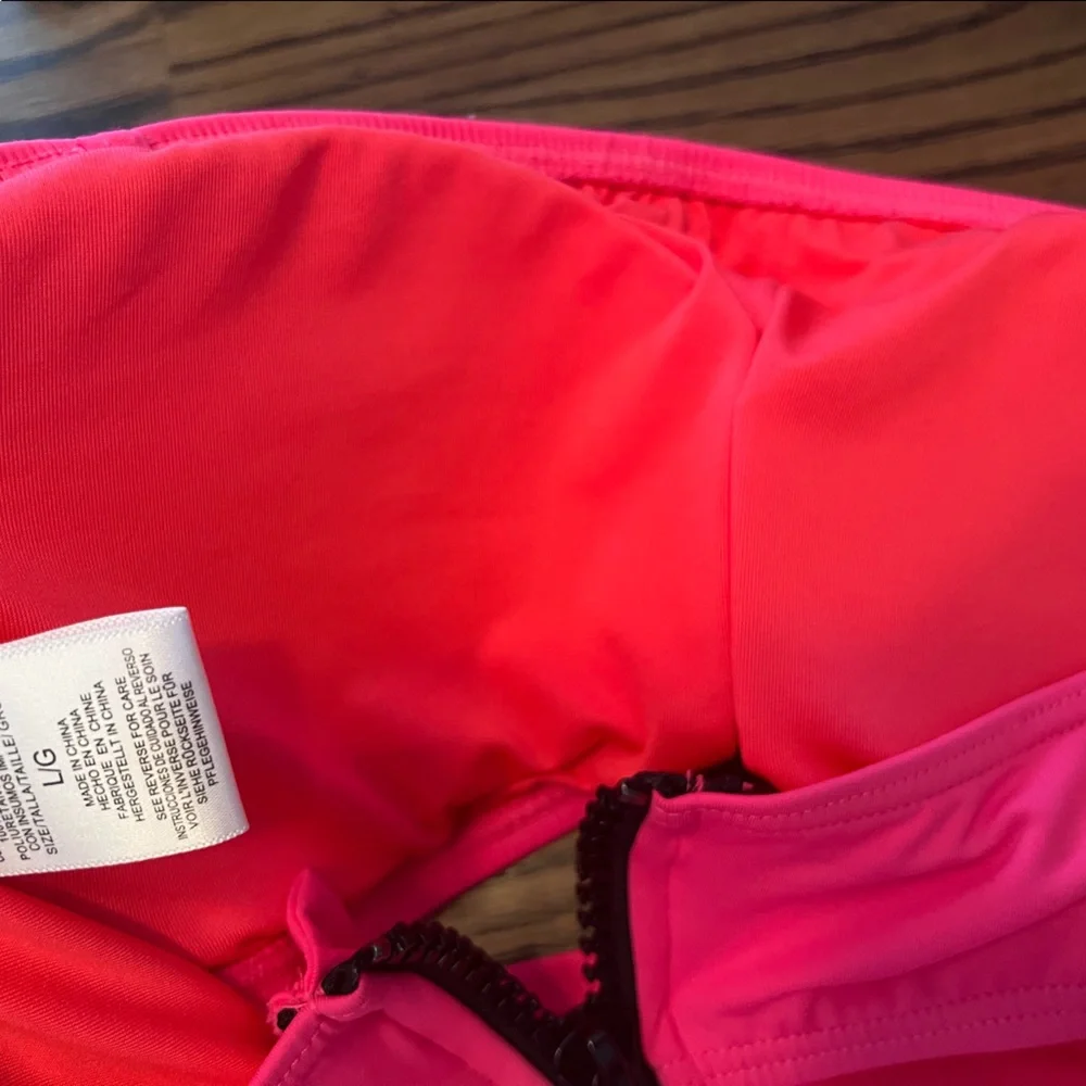 NWT Michael Kors Large two piece Bathing suit. - Picture 7 of 7